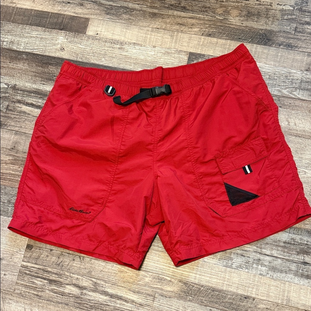 Eddie Bauer EBTEK men’s nylon outdoor shorts in a vibrant red color size xxl